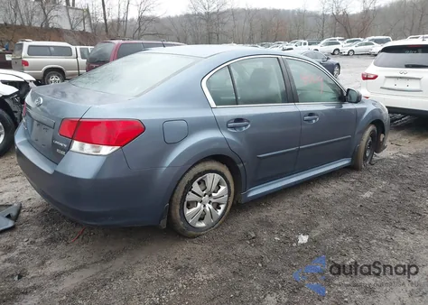 2013 Subaru Legacy 2.5I z USA, uszkodzony, nr VIN 4S3BMBA6XD3041641